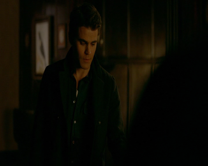 VampireDiaries-dot-nl_VampireDiaries-8x12WhatAreYou2038.jpg