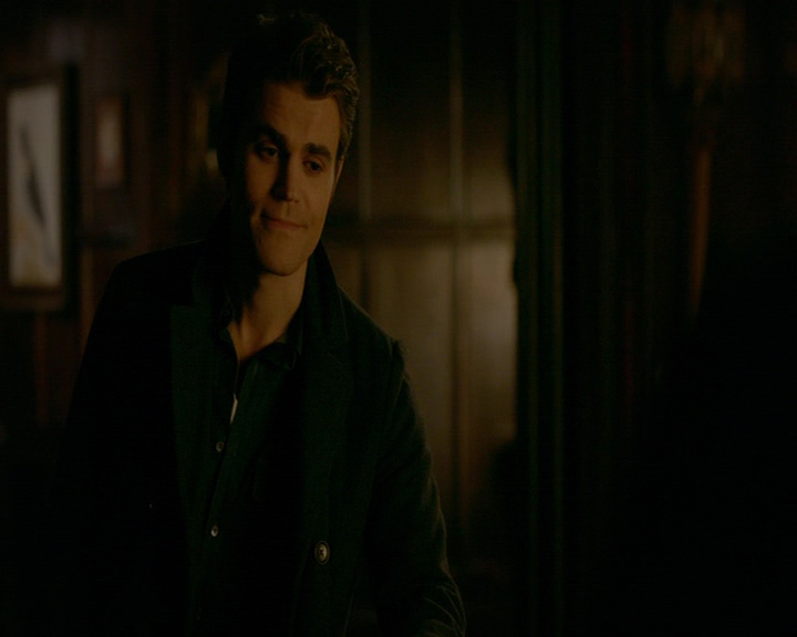 VampireDiaries-dot-nl_VampireDiaries-8x12WhatAreYou2042.jpg