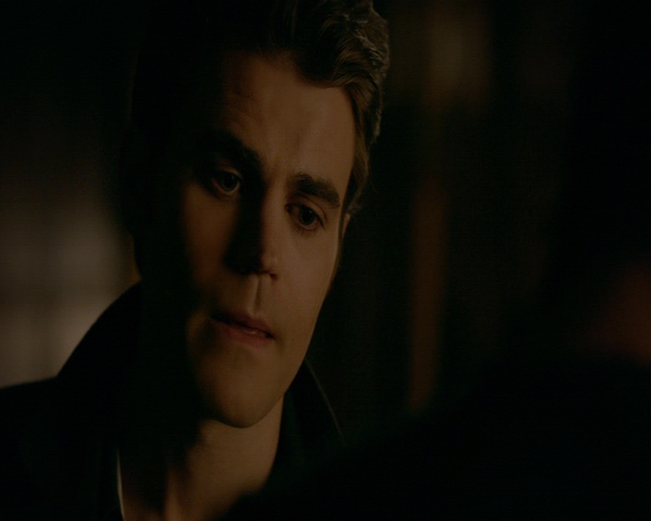 VampireDiaries-dot-nl_VampireDiaries-8x12WhatAreYou2054.jpg