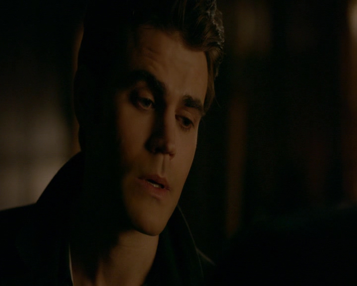 VampireDiaries-dot-nl_VampireDiaries-8x12WhatAreYou2056.jpg