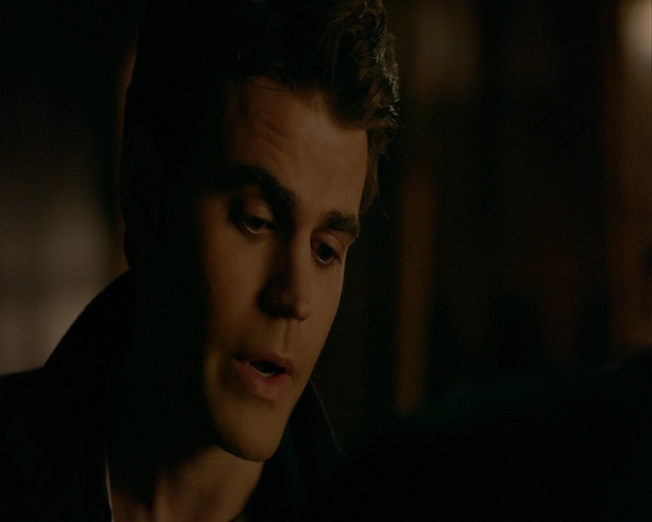 VampireDiaries-dot-nl_VampireDiaries-8x12WhatAreYou2057.jpg