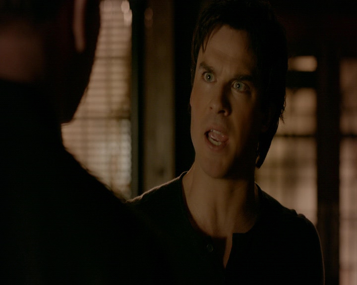 VampireDiaries-dot-nl_VampireDiaries-8x12WhatAreYou2202.jpg