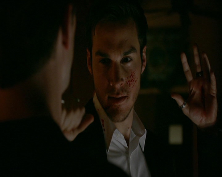 VampireDiaries-dot-nl_VampireDiaries-8x13TheLiesWillCatchUpToYou0106.jpg