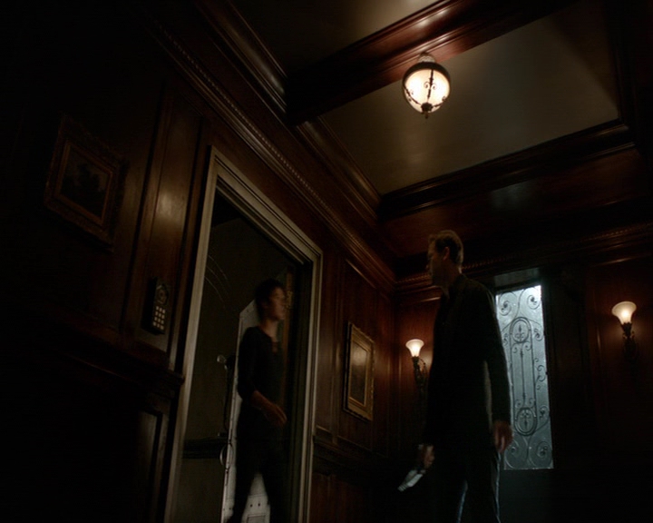 VampireDiaries-dot-nl_VampireDiaries-8x13TheLiesWillCatchUpToYou0210.jpg