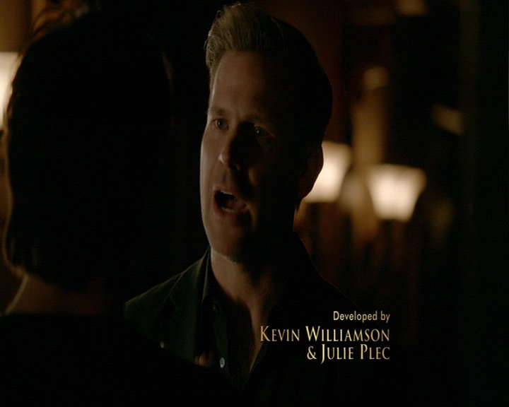 VampireDiaries-dot-nl_VampireDiaries-8x13TheLiesWillCatchUpToYou0213.jpg