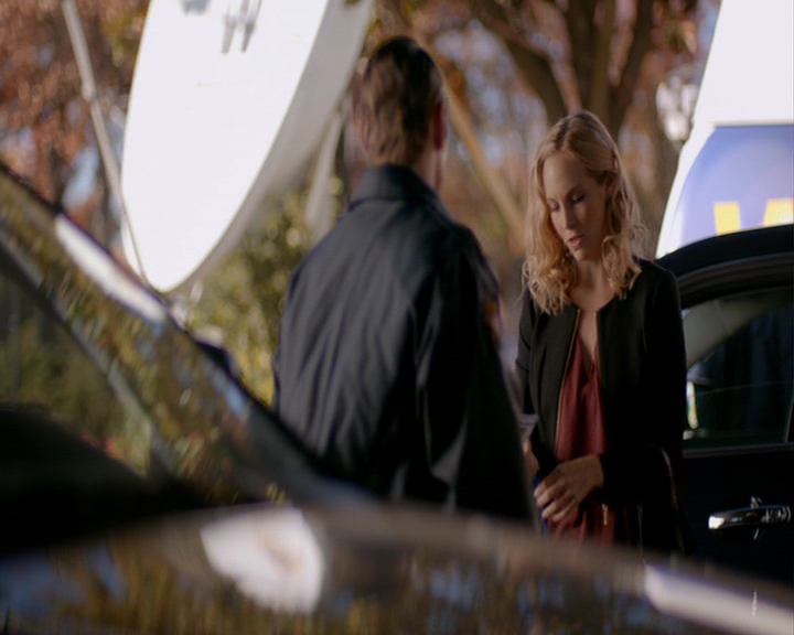 VampireDiaries-dot-nl_VampireDiaries-8x13TheLiesWillCatchUpToYou0298.jpg