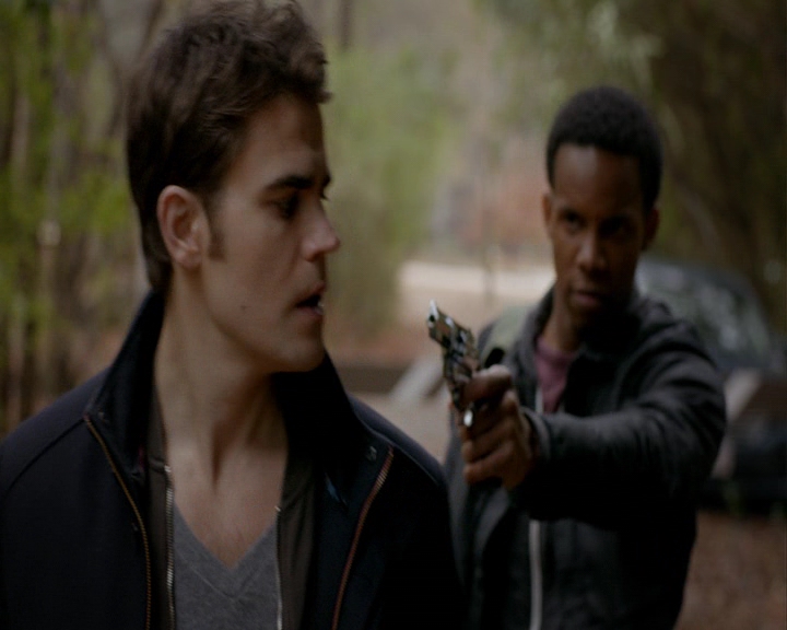 VampireDiaries-dot-nl_VampireDiaries-8x13TheLiesWillCatchUpToYou0386.jpg