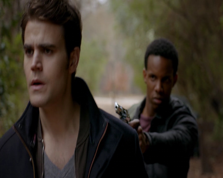 VampireDiaries-dot-nl_VampireDiaries-8x13TheLiesWillCatchUpToYou0389.jpg