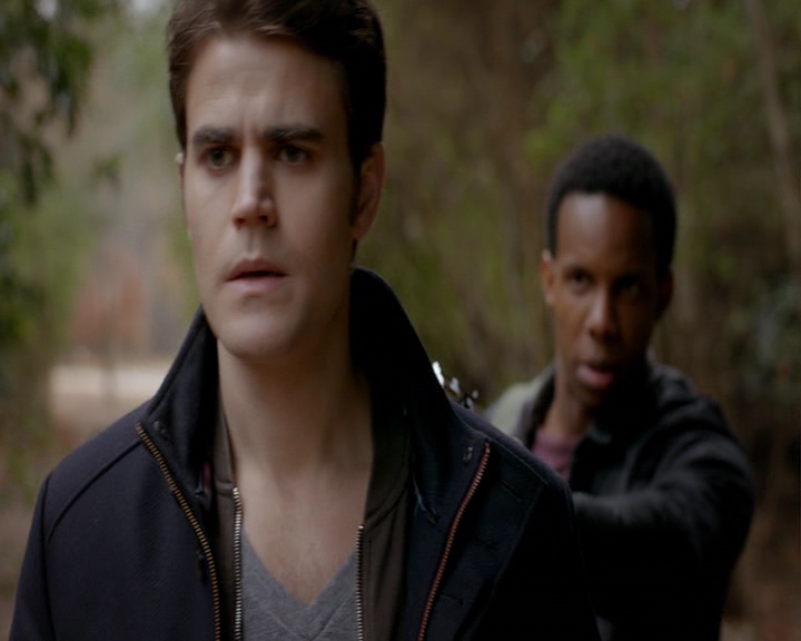 VampireDiaries-dot-nl_VampireDiaries-8x13TheLiesWillCatchUpToYou0392.jpg