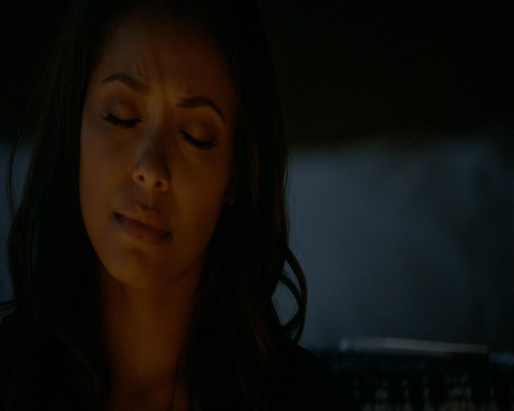 VampireDiaries-dot-nl_VampireDiaries-8x13TheLiesWillCatchUpToYou0539.jpg