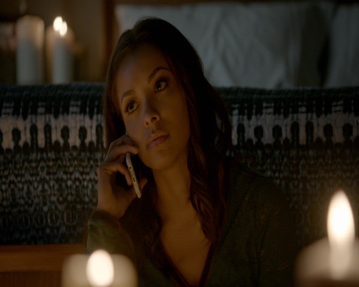 VampireDiaries-dot-nl_VampireDiaries-8x13TheLiesWillCatchUpToYou0560.jpg