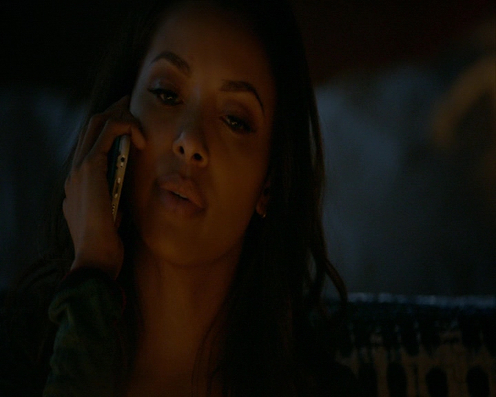 VampireDiaries-dot-nl_VampireDiaries-8x13TheLiesWillCatchUpToYou0583.jpg