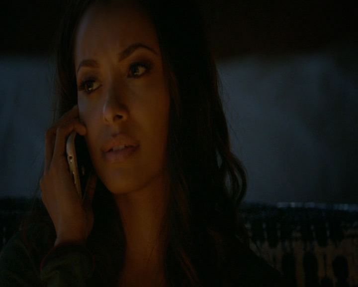 VampireDiaries-dot-nl_VampireDiaries-8x13TheLiesWillCatchUpToYou0696.jpg