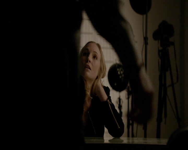 VampireDiaries-dot-nl_VampireDiaries-8x13TheLiesWillCatchUpToYou0793.jpg