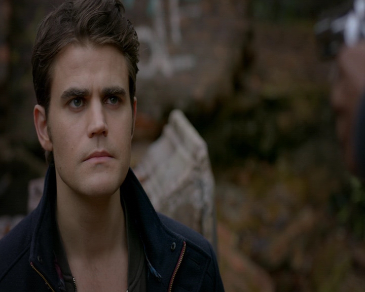 VampireDiaries-dot-nl_VampireDiaries-8x13TheLiesWillCatchUpToYou0913.jpg