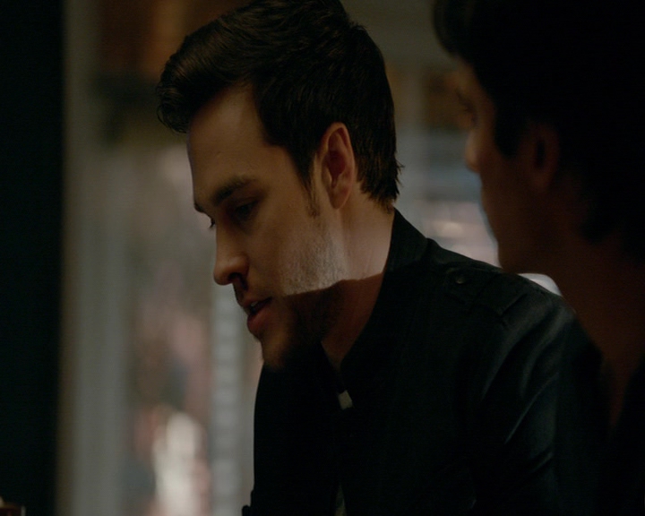 VampireDiaries-dot-nl_VampireDiaries-8x13TheLiesWillCatchUpToYou0979.jpg