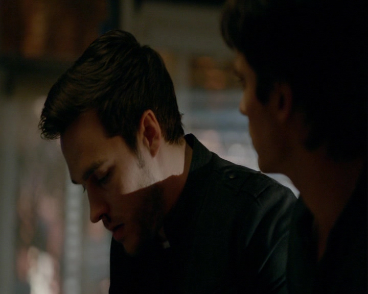 VampireDiaries-dot-nl_VampireDiaries-8x13TheLiesWillCatchUpToYou0984.jpg