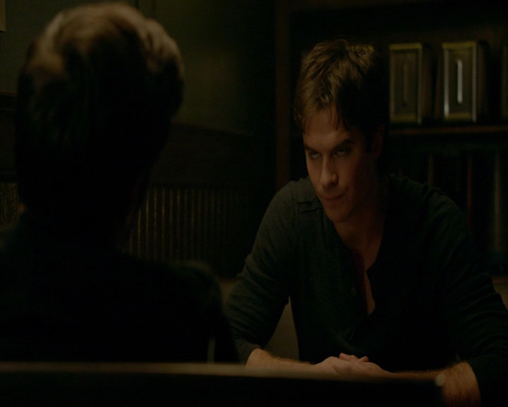 VampireDiaries-dot-nl_VampireDiaries-8x13TheLiesWillCatchUpToYou1050.jpg