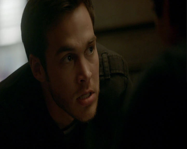 VampireDiaries-dot-nl_VampireDiaries-8x13TheLiesWillCatchUpToYou1109.jpg
