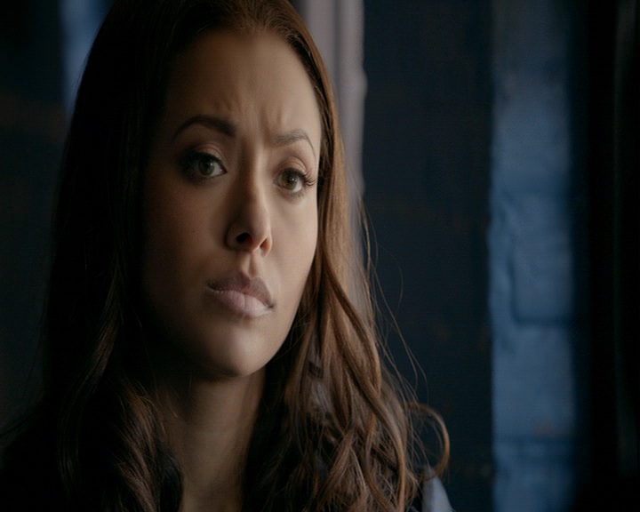 VampireDiaries-dot-nl_VampireDiaries-8x13TheLiesWillCatchUpToYou1316.jpg