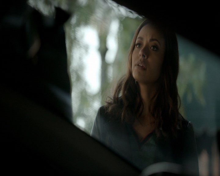 VampireDiaries-dot-nl_VampireDiaries-8x13TheLiesWillCatchUpToYou1570.jpg