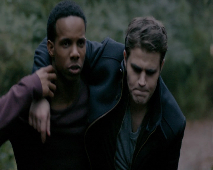 VampireDiaries-dot-nl_VampireDiaries-8x13TheLiesWillCatchUpToYou1644.jpg