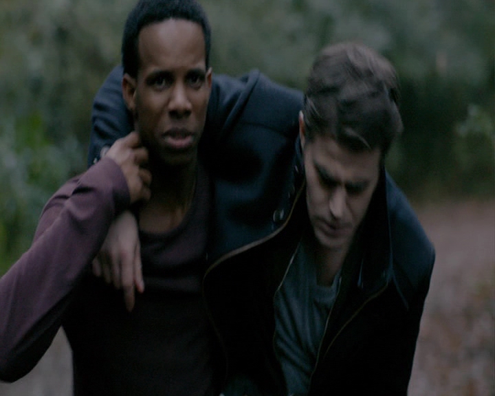 VampireDiaries-dot-nl_VampireDiaries-8x13TheLiesWillCatchUpToYou1647.jpg