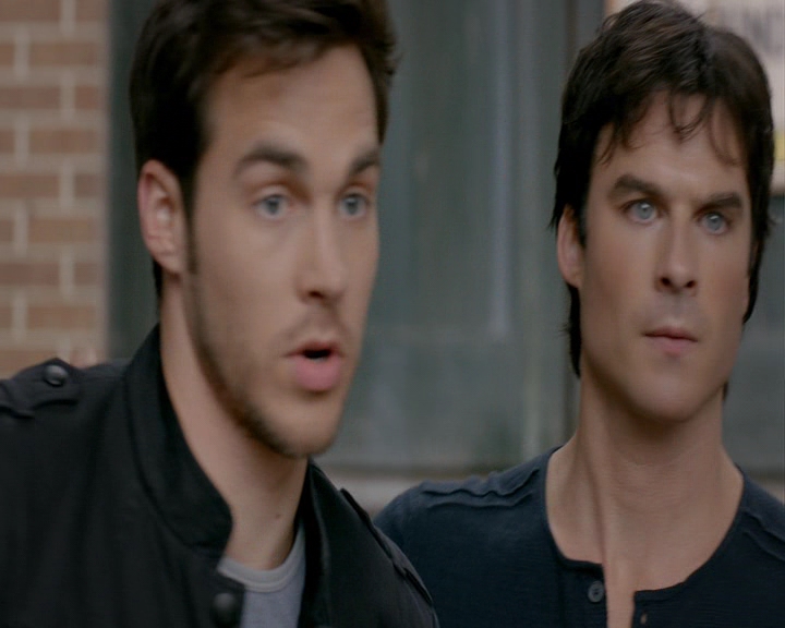 VampireDiaries-dot-nl_VampireDiaries-8x13TheLiesWillCatchUpToYou1821.jpg