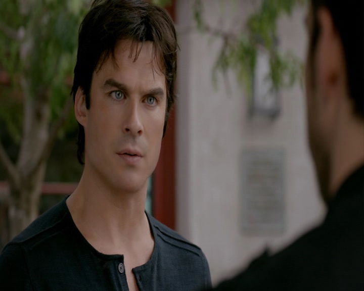 VampireDiaries-dot-nl_VampireDiaries-8x13TheLiesWillCatchUpToYou1850.jpg