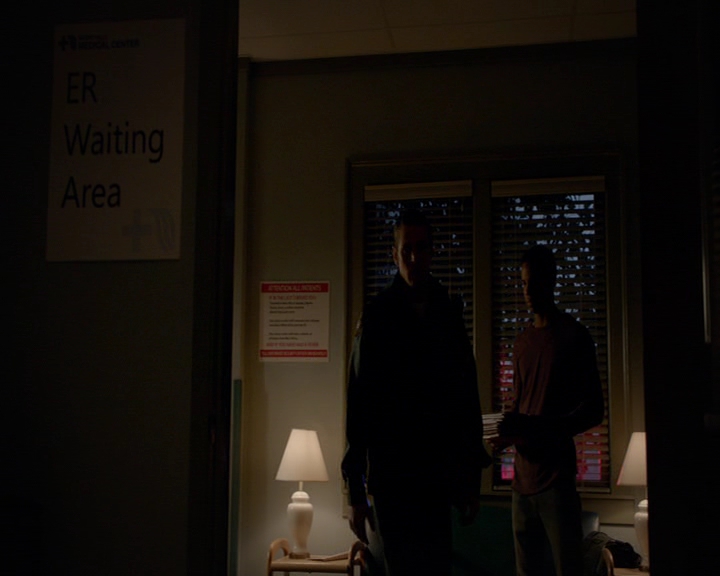 VampireDiaries-dot-nl_VampireDiaries-8x13TheLiesWillCatchUpToYou1959.jpg