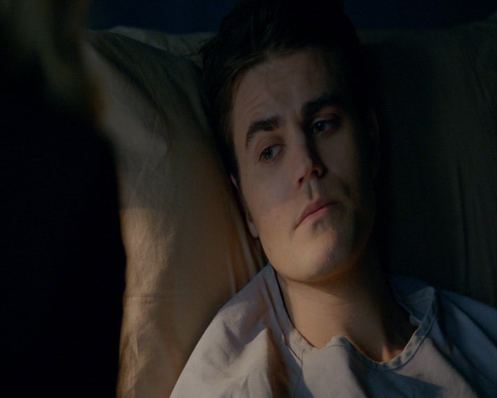 VampireDiaries-dot-nl_VampireDiaries-8x13TheLiesWillCatchUpToYou2048.jpg