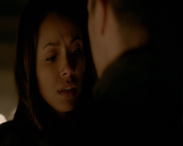 VampireDiaries-dot-nl_VampireDiaries-8x13TheLiesWillCatchUpToYou2143.jpg