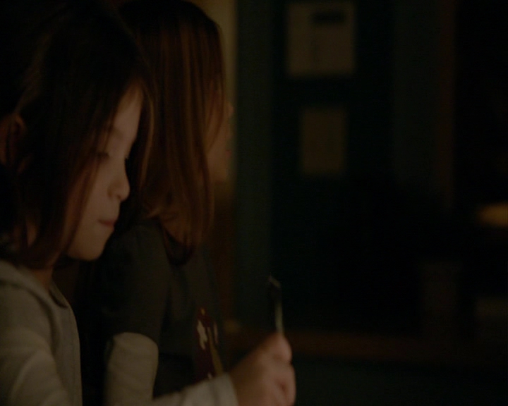 VampireDiaries-dot-nl_VampireDiaries-8x13TheLiesWillCatchUpToYou2200.jpg