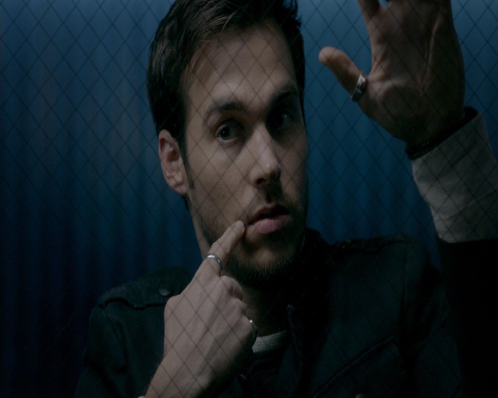 VampireDiaries-dot-nl_VampireDiaries-8x14ItsBeenAHellOfARide0588.jpg