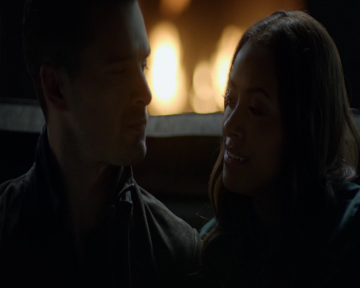 VampireDiaries-dot-nl_VampireDiaries-8x14ItsBeenAHellOfARide0634.jpg