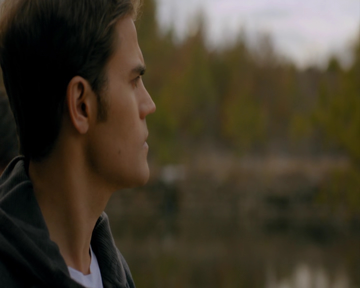 VampireDiaries-dot-nl_VampireDiaries-8x14ItsBeenAHellOfARide0701.jpg