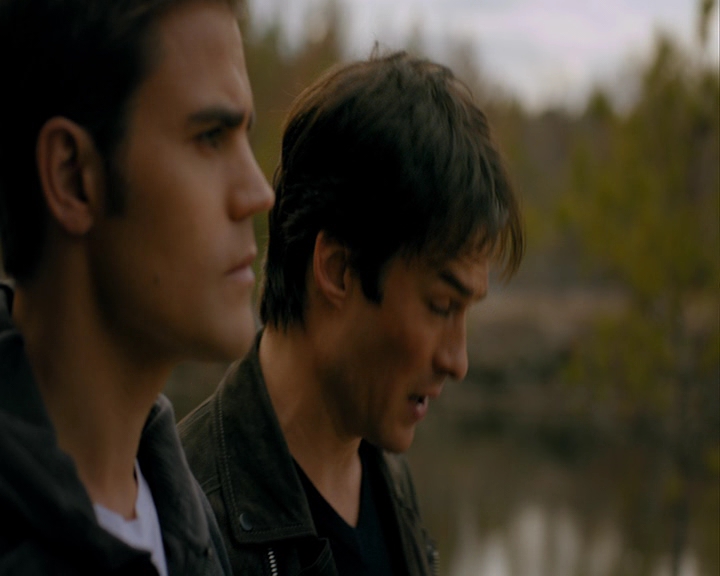 VampireDiaries-dot-nl_VampireDiaries-8x14ItsBeenAHellOfARide0703.jpg