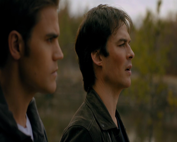 VampireDiaries-dot-nl_VampireDiaries-8x14ItsBeenAHellOfARide0706.jpg