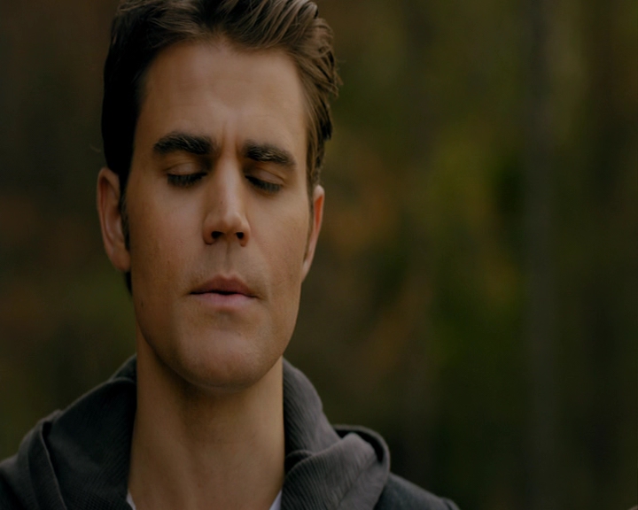 VampireDiaries-dot-nl_VampireDiaries-8x14ItsBeenAHellOfARide0723.jpg