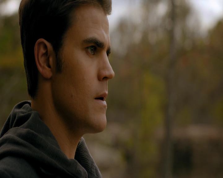 VampireDiaries-dot-nl_VampireDiaries-8x14ItsBeenAHellOfARide0810.jpg