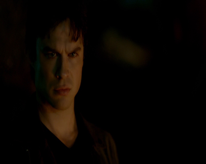 VampireDiaries-dot-nl_VampireDiaries-8x14ItsBeenAHellOfARide1268.jpg