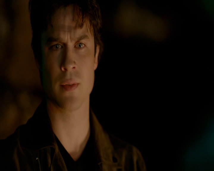 VampireDiaries-dot-nl_VampireDiaries-8x14ItsBeenAHellOfARide1336.jpg