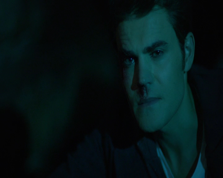 VampireDiaries-dot-nl_VampireDiaries-8x14ItsBeenAHellOfARide1511.jpg