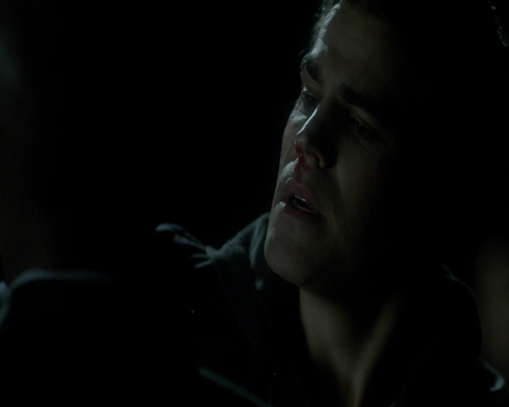 VampireDiaries-dot-nl_VampireDiaries-8x14ItsBeenAHellOfARide1708.jpg