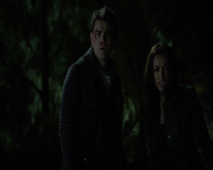 VampireDiaries-dot-nl_VampireDiaries-8x14ItsBeenAHellOfARide1799.jpg