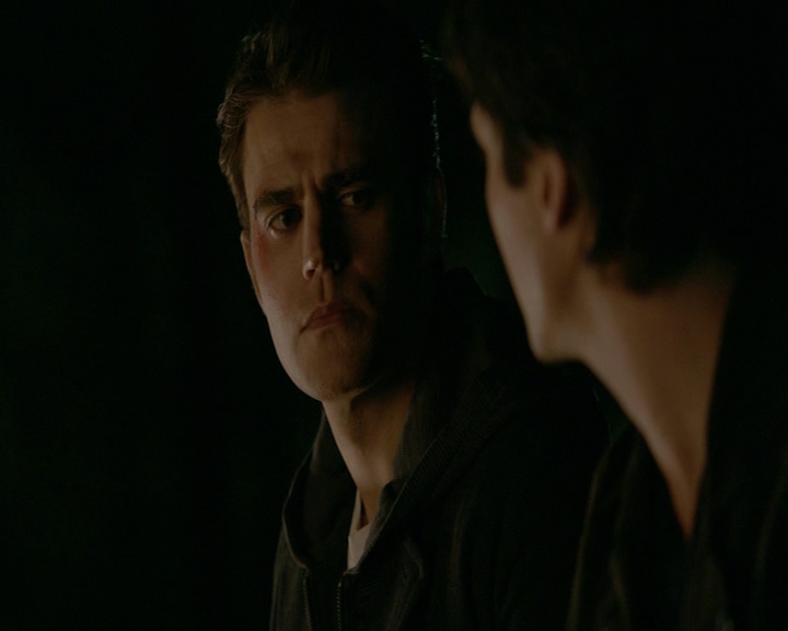 VampireDiaries-dot-nl_VampireDiaries-8x14ItsBeenAHellOfARide1887.jpg