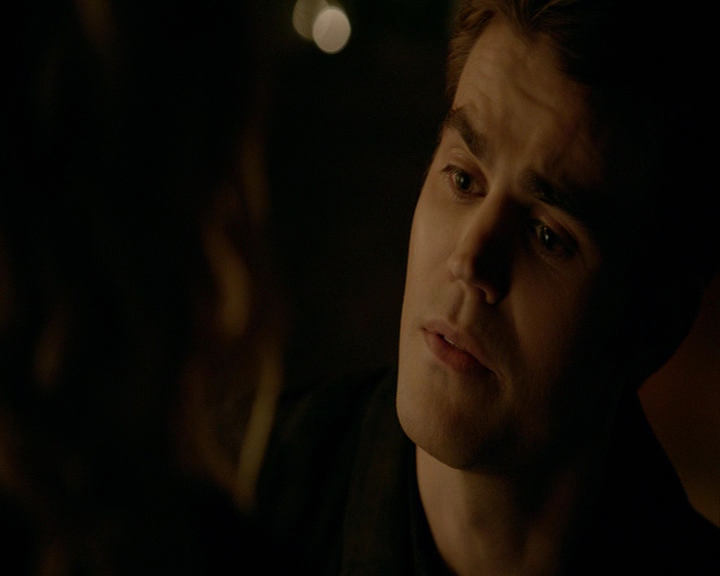 VampireDiaries-dot-nl_VampireDiaries-8x14ItsBeenAHellOfARide2034.jpg