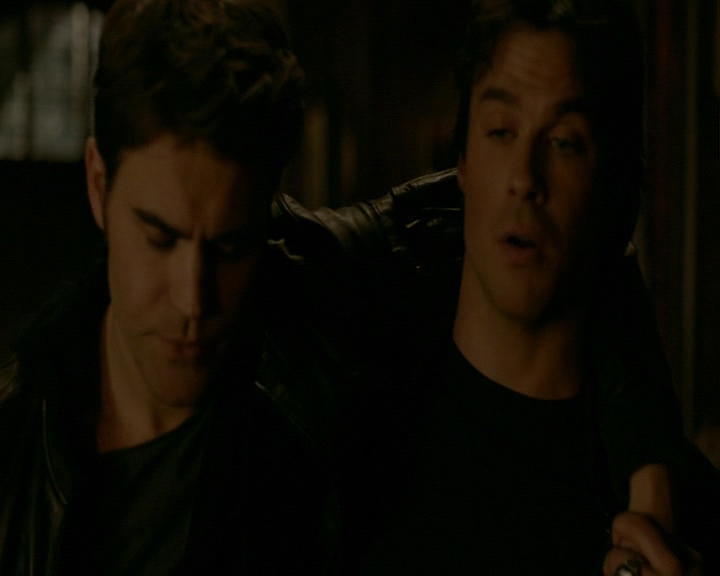 VampireDiaries-dot-nl_VampireDiaries-8x15WerePlanningAJuneWedding0621.jpg