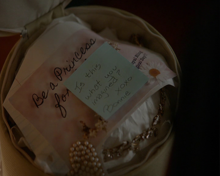 VampireDiaries-dot-nl_VampireDiaries-8x15WerePlanningAJuneWedding0920.jpg