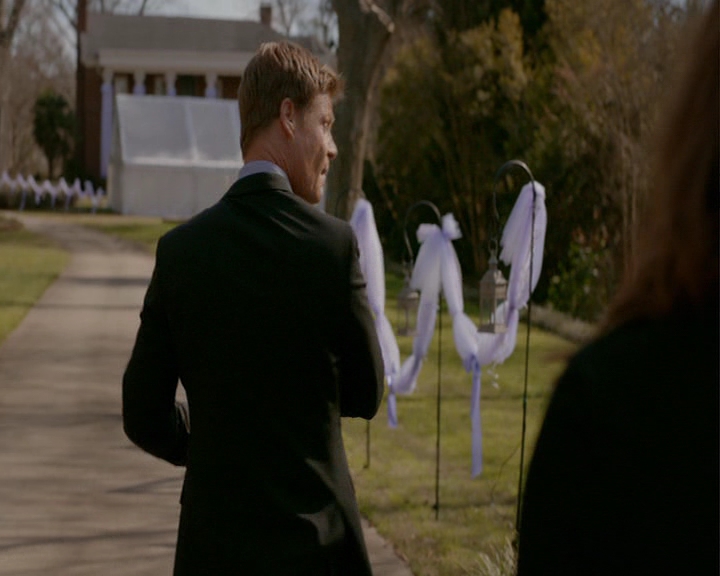 VampireDiaries-dot-nl_VampireDiaries-8x15WerePlanningAJuneWedding1062.jpg